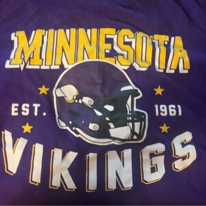 Minnesota Vikings t shirt